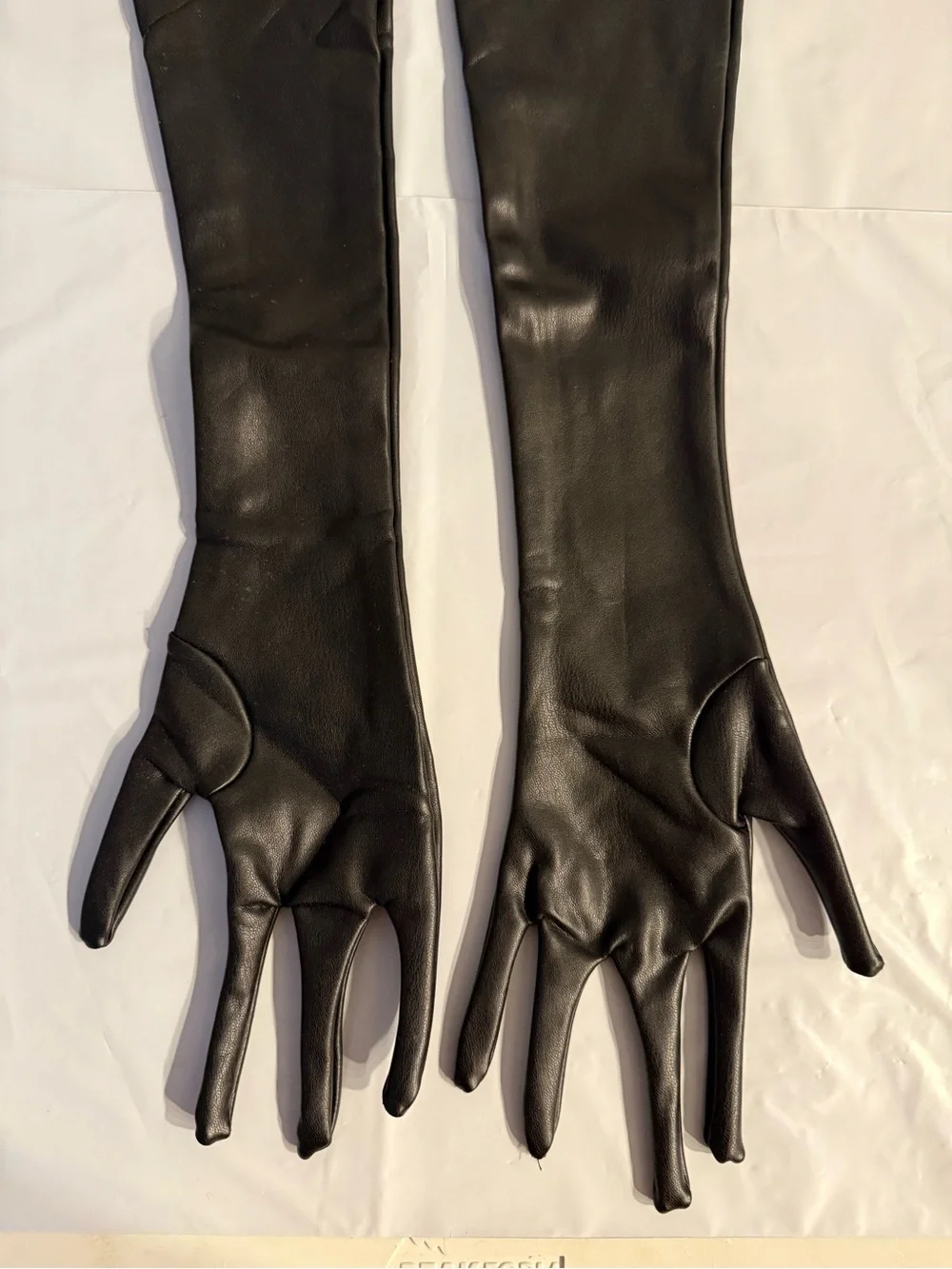 SKIMS Women Medium 2023 Faux Leather Formal Length Long Gloves Onyx Black